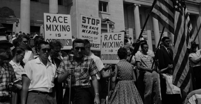 An anti-integration rally in Little Rock, Arkansas. Wikimedia Commons.